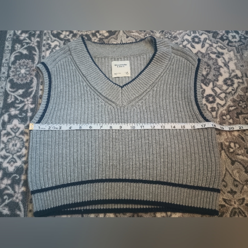Abercrombie Fitch Tennis Prep Sweater Vest Womens XS Chunky Knit Crop Academia - Picture 8 of 8